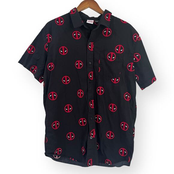 Marvel Deadpool Button Up Shirt Mens L Graphic Logo Licensed Comic Book Shirt - Picture 1 of 7
